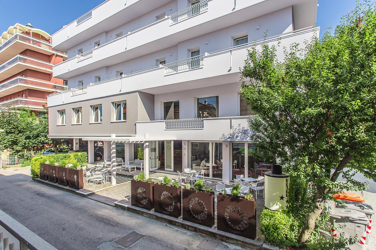Evo Boutique Hotel & Spa Bellaria-Igea Marina Zewnętrze zdjęcie
